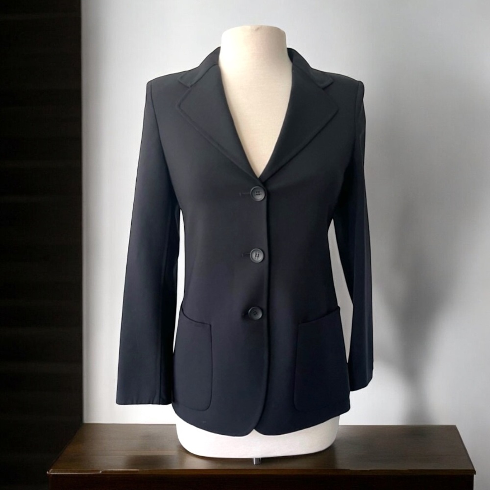 MAX MARA BLACK CLASSIC 3-BUTTON PATCH POCKET JACKET SIZE SMALL